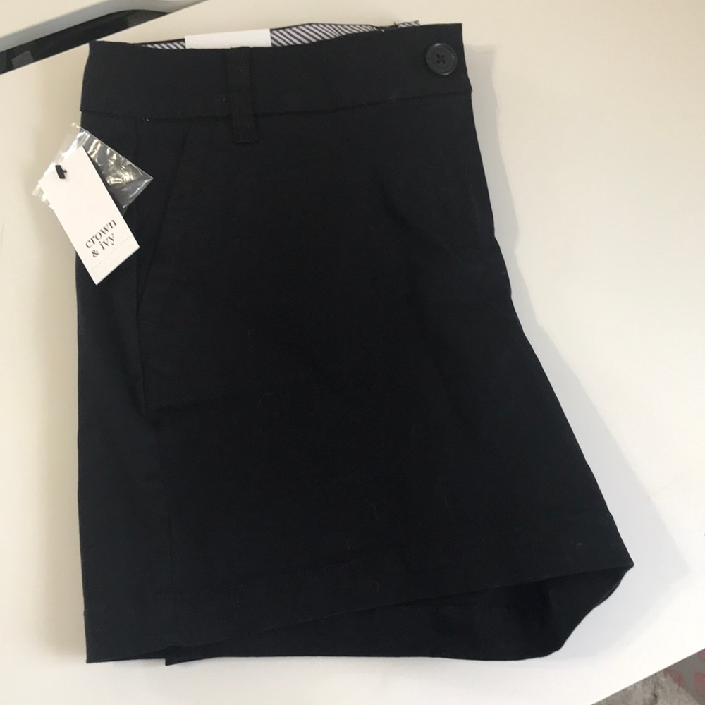 Crown and Ivy black shorts size 6